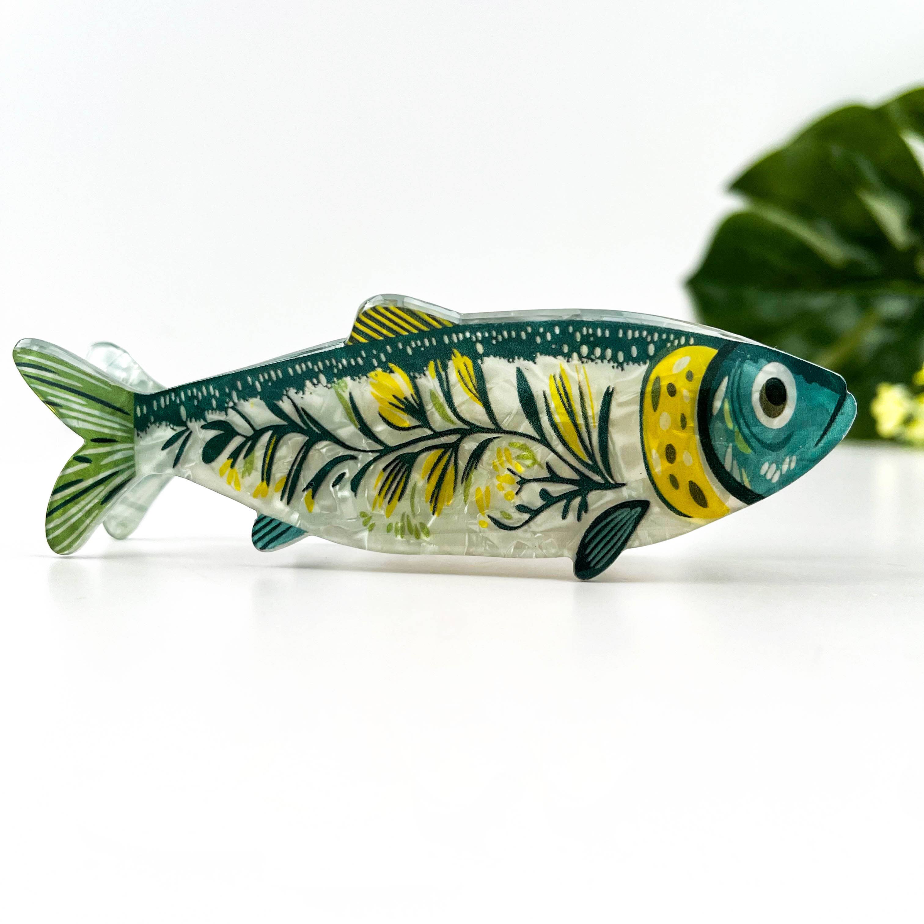 Green Sardine Hair Claw Clip with Seaweed Detail: Blue-A