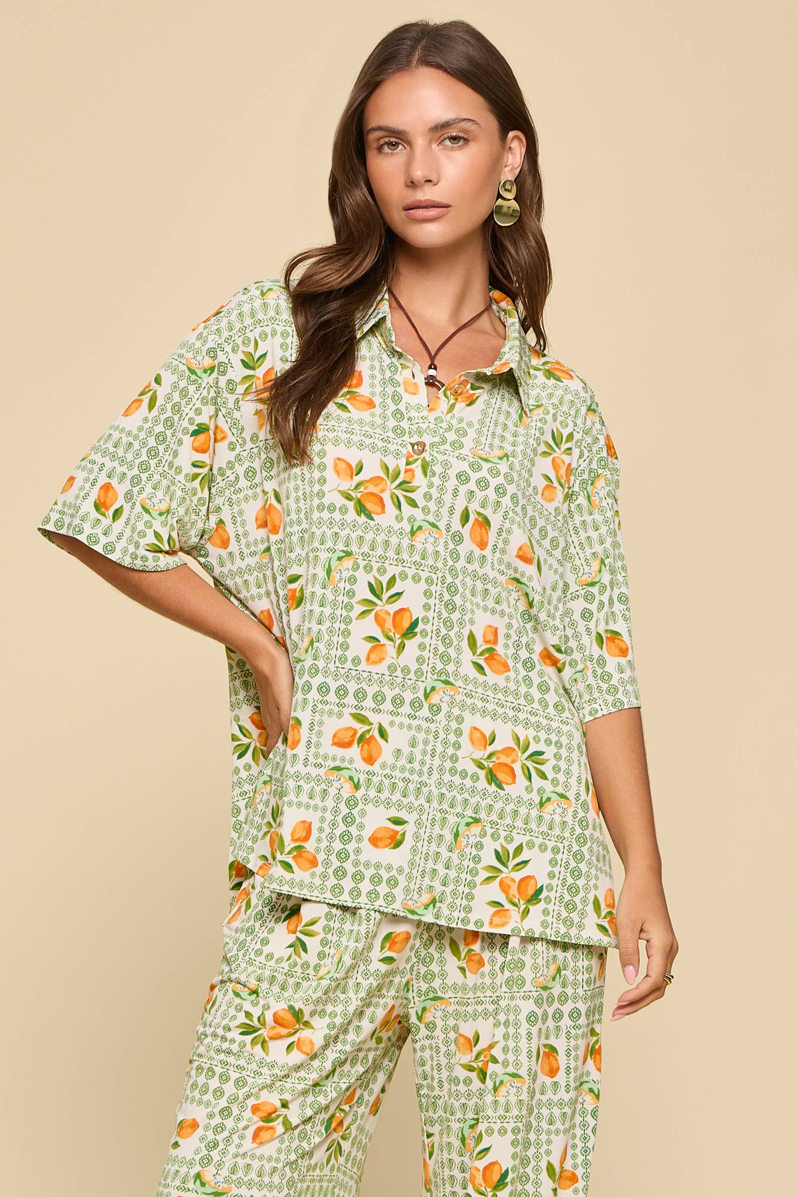 2-Piece Blouse + Relaxed Pants Resort Wear Set Green w/ Fruit