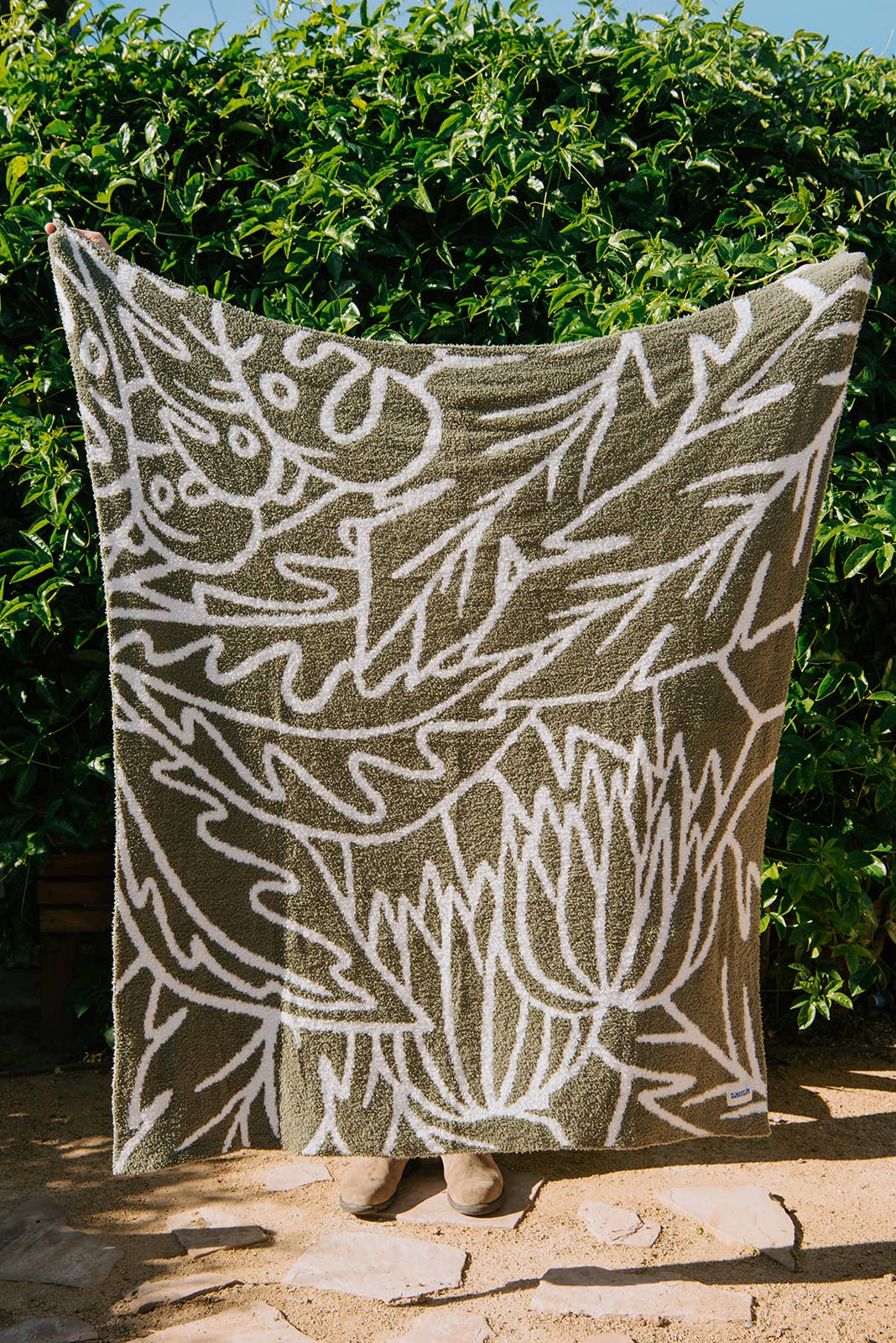 Canopy Plush Throw - Vintage Green