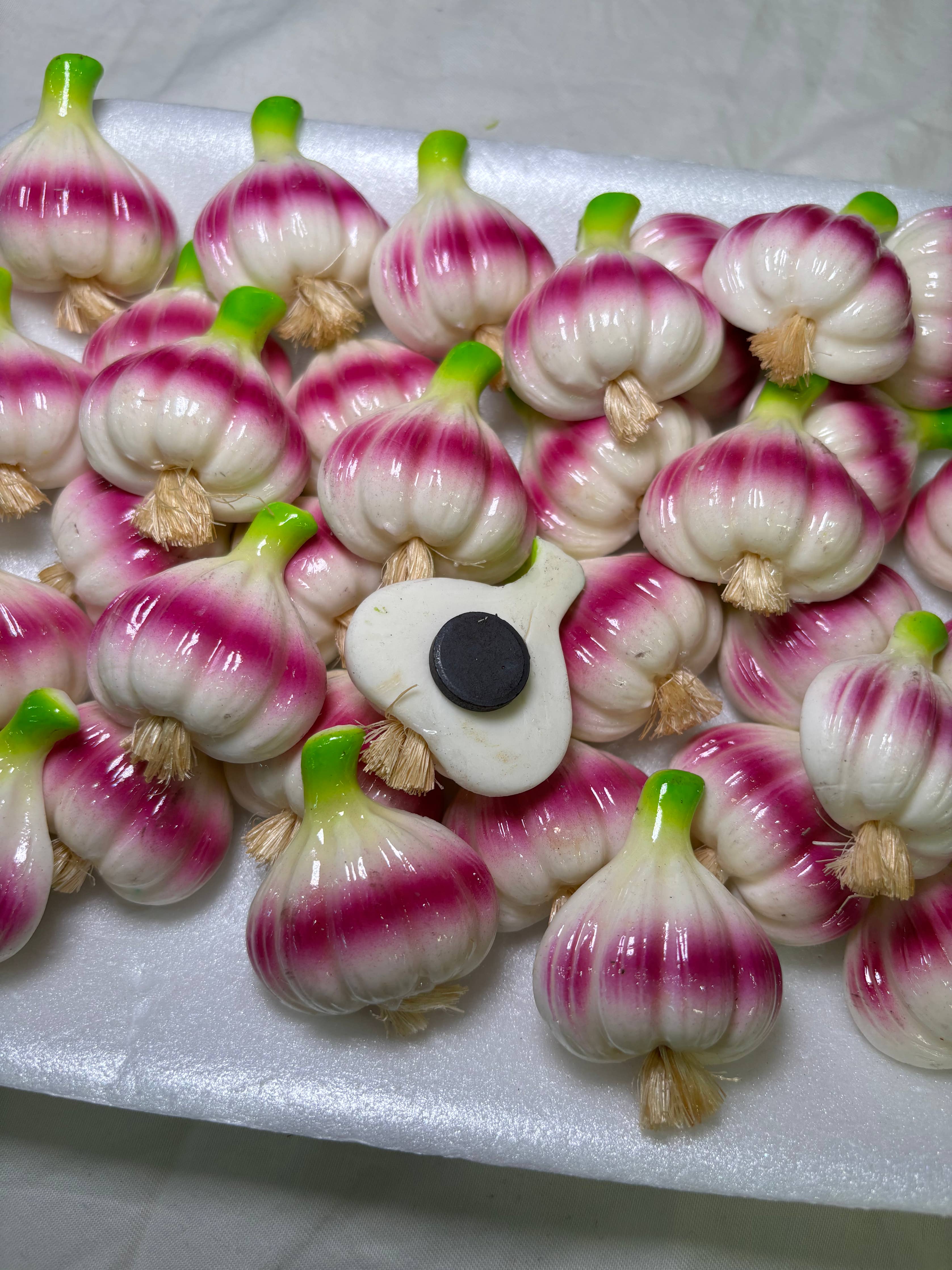 Whole Garlic Kitchen Magnet