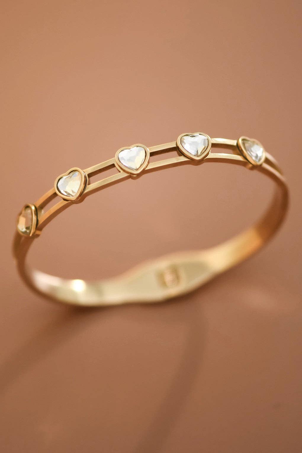 18K Gold Plated Waterproof Stainless Steel Heart Hinged Bangle