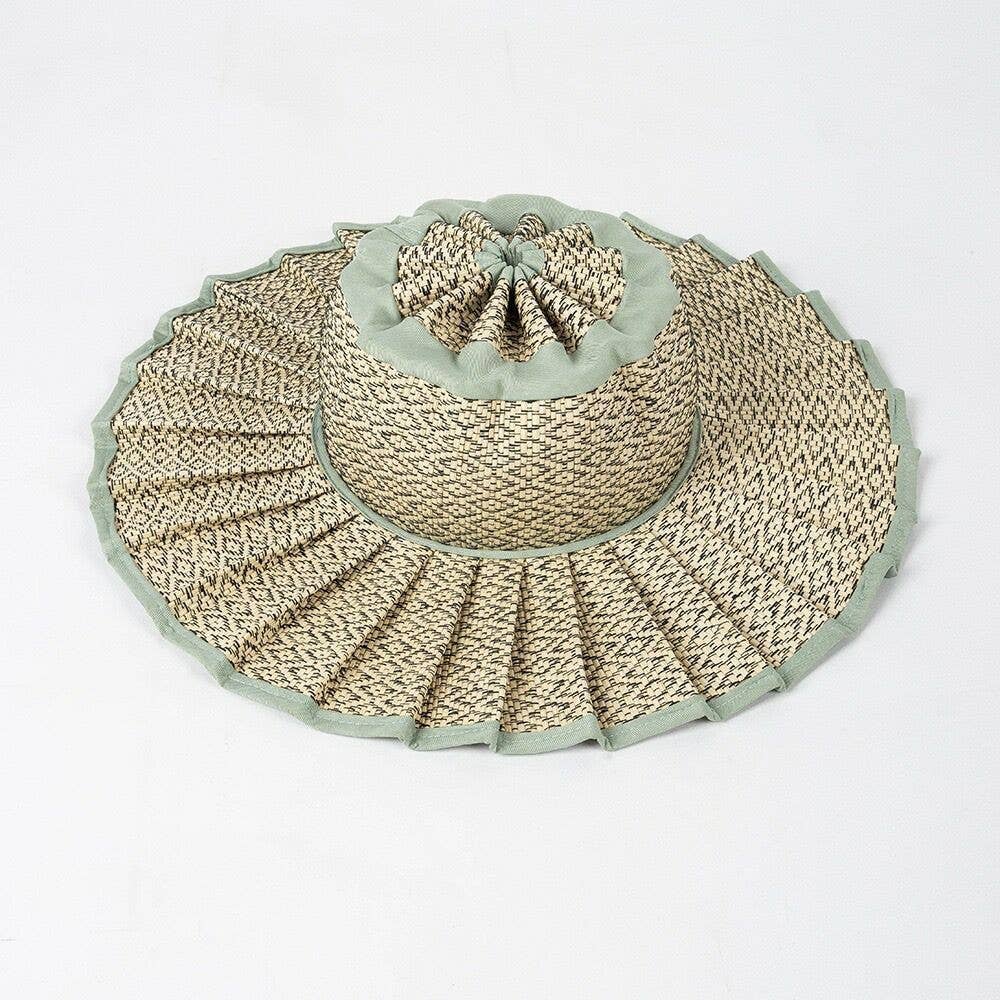 Boho Checkered Straw Hat Roll Up Ruffled Beach Hat: VBlack / M