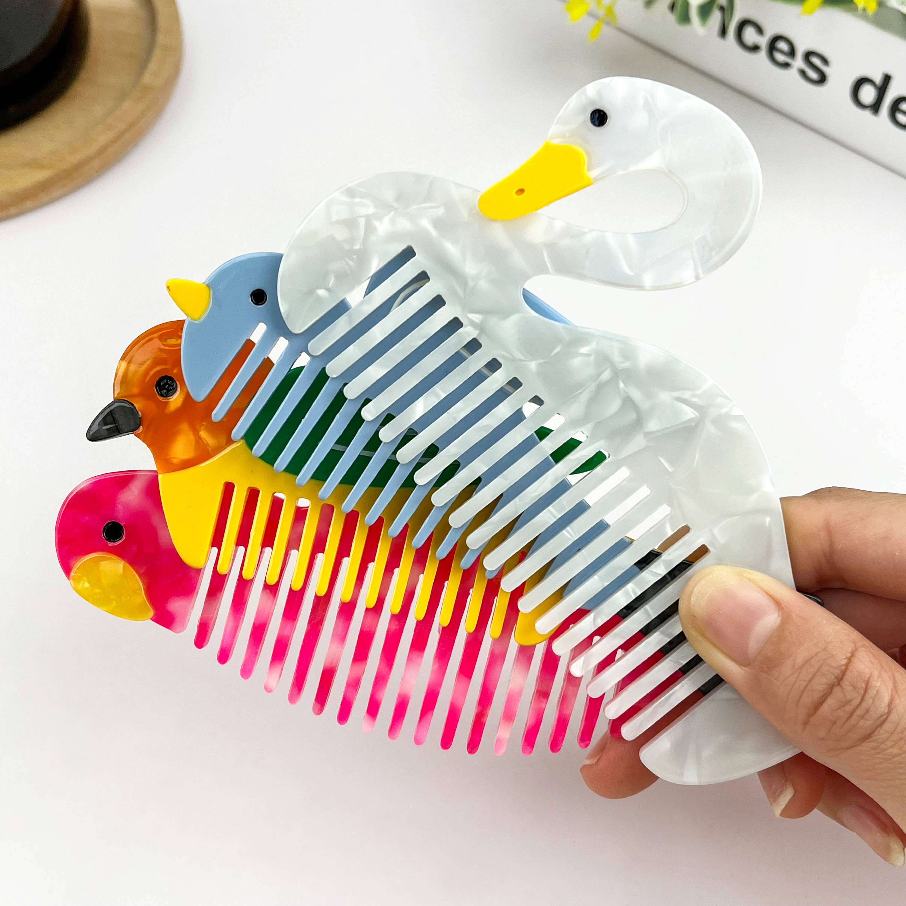 Acetate Bird-Shaped Hair Comb: Yellow Green Bird