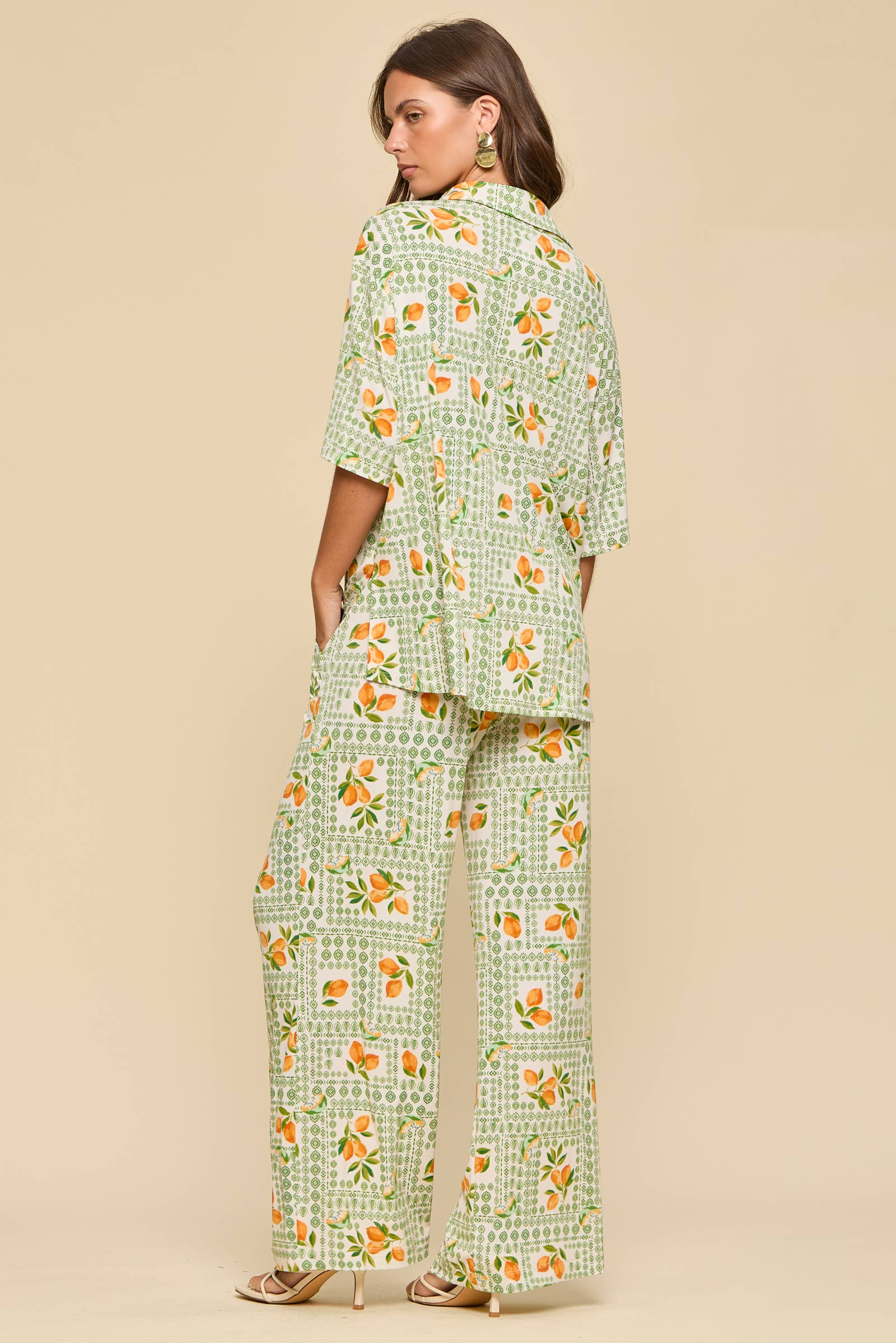 2-Piece Blouse + Relaxed Pants Resort Wear Set Green w/ Fruit