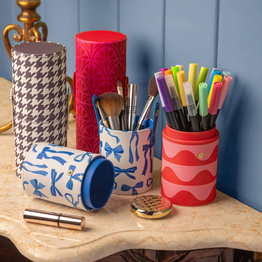 Travel Pods: Pink Damask