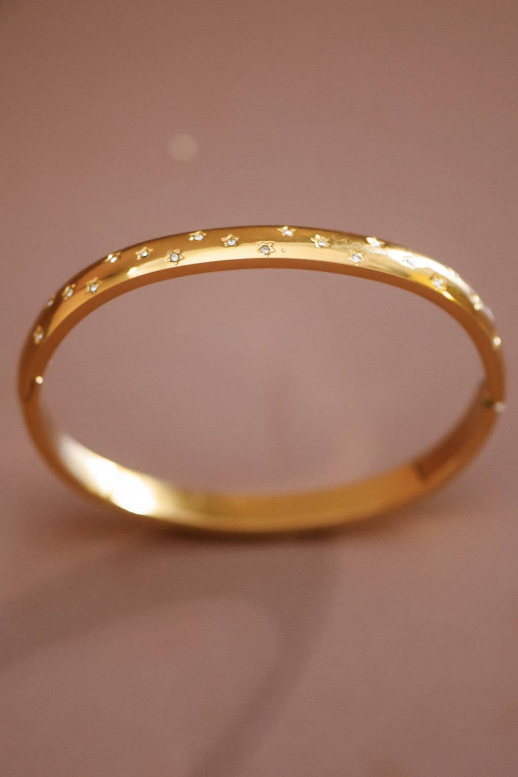 18K Gold Plated Waterproof Stainless Steel Polka Dot Bangle