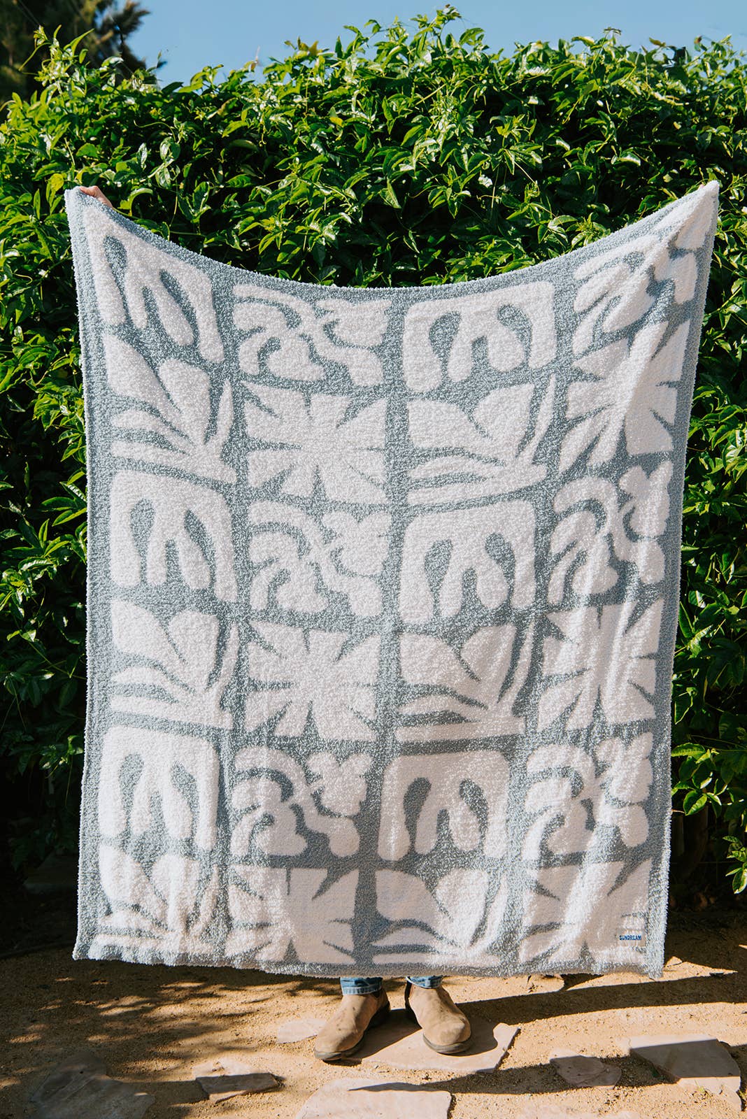 Lanai Plush Throw - Slate Blue