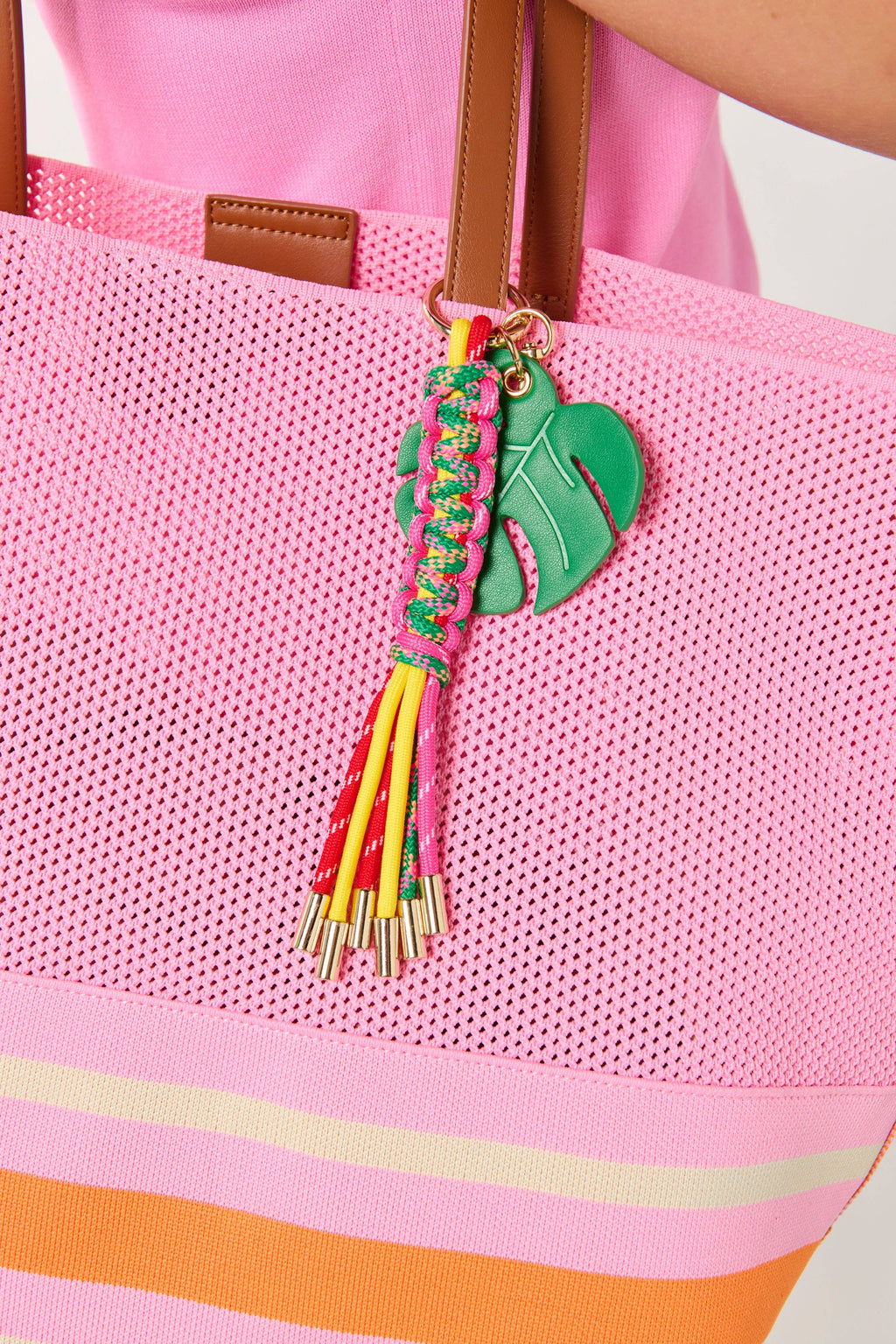 PALM LEAF BAG CHARM/KEY RING,MULTI