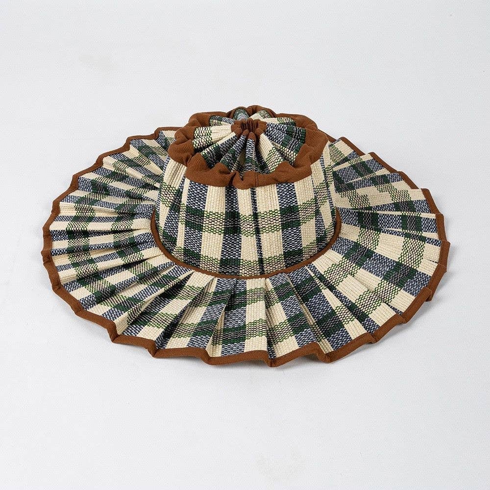 Boho Checkered Straw Hat Roll Up Ruffled Beach Hat: VBlack / M