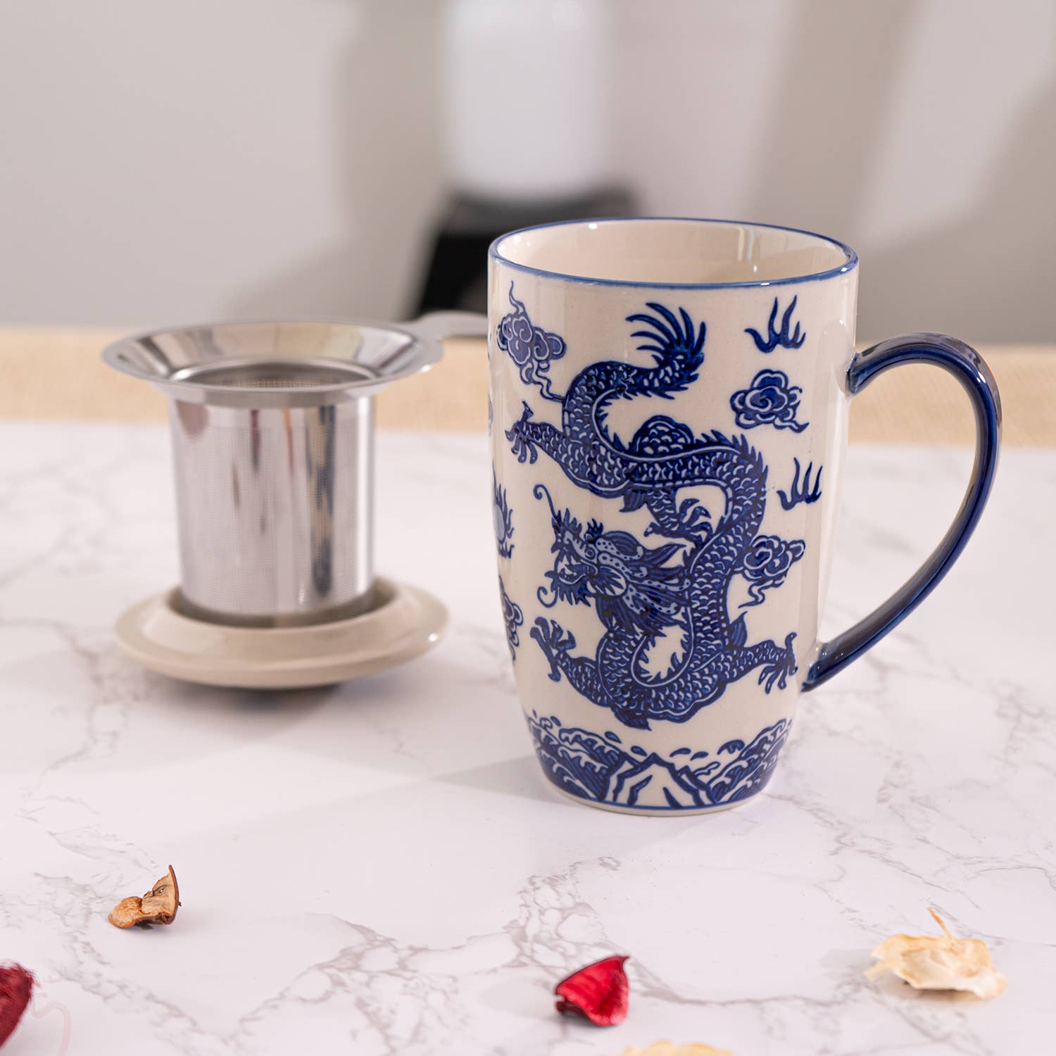 Oriental Ryu Dragon Design 15oz Tea Mugs with Lid and Infuser