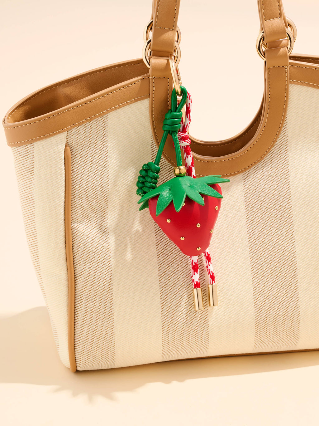 STRAWBERRY BAG CHARM/KEY RING,RED